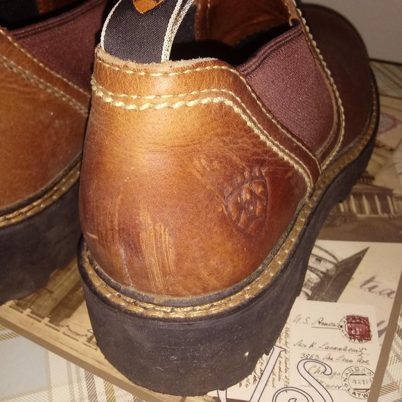 Ariat Low Boots - Picture 6 of 6